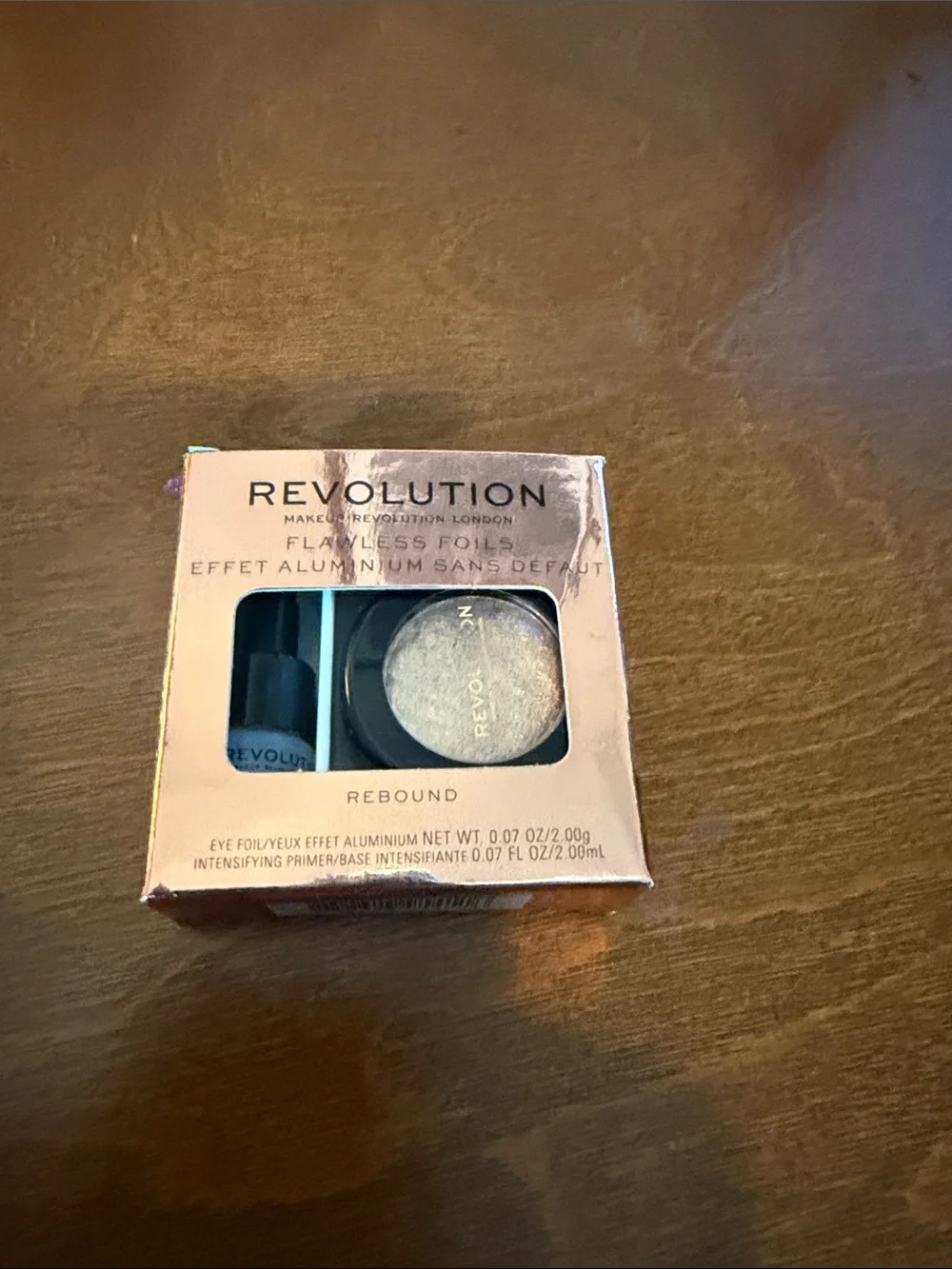 Revolution Flawless Foils Eye Set in rose gold